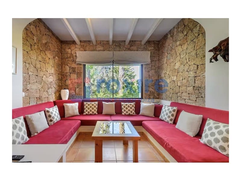 4 bedroom Villa for rent in San Jose / Sant Josep de Sa Talaia with pool garage - € 7,600 (Ref: 8986369)