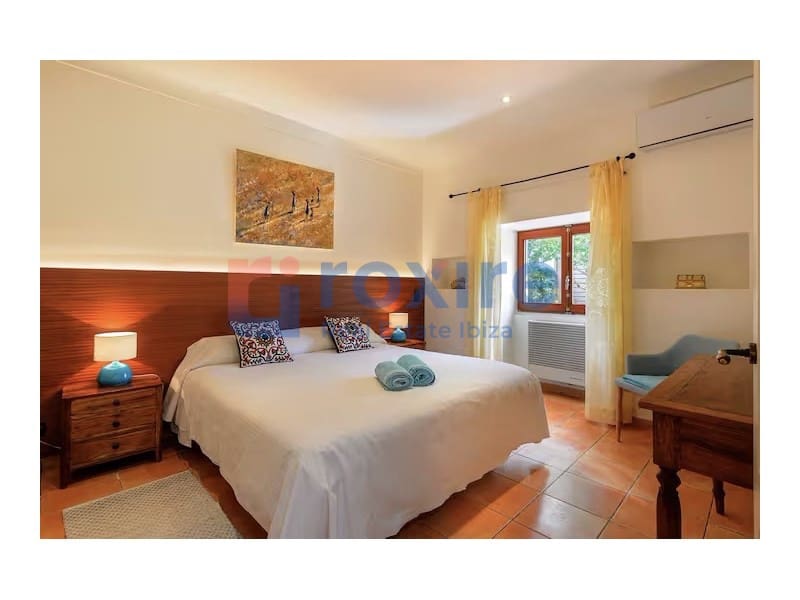 4 bedroom Villa for rent in San Jose / Sant Josep de Sa Talaia with pool garage - € 7,600 (Ref: 8986369)