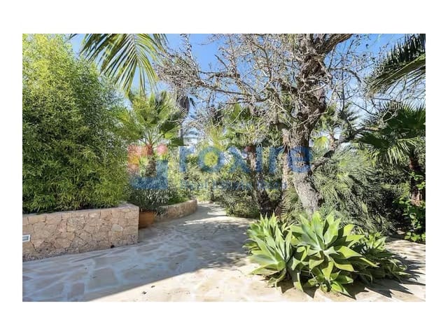 4 soveværelse Villa til leje i San Jose / Sant Josep de Sa Talaia med swimmingpool garage - € 7.600 (Ref: 8986369)