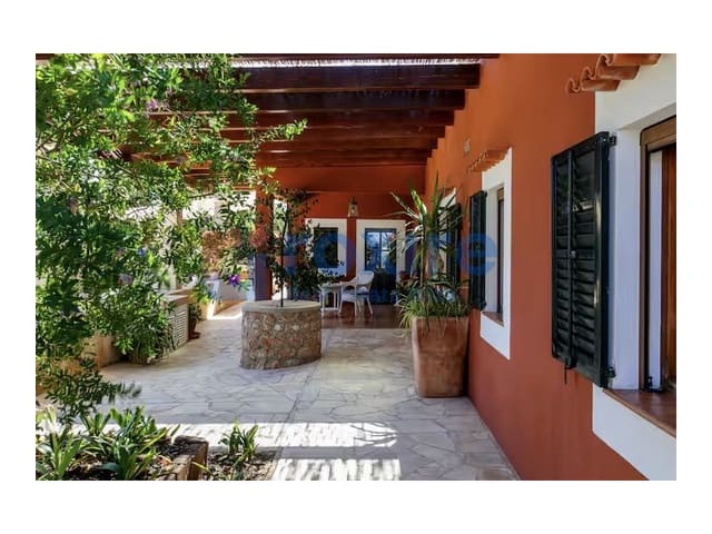 4 soveværelse Villa til leje i San Jose / Sant Josep de Sa Talaia med swimmingpool garage - € 7.600 (Ref: 8986369)