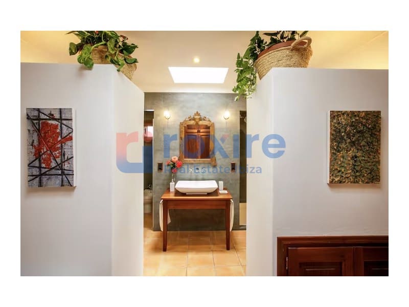 4 bedroom Villa for rent in San Jose / Sant Josep de Sa Talaia with pool garage - € 7,600 (Ref: 8986369)