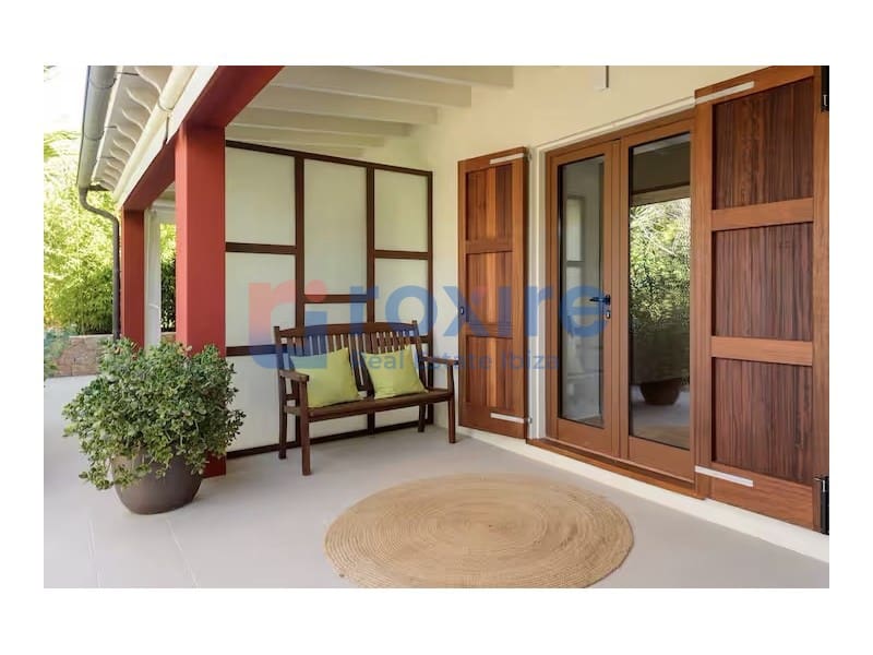 4 bedroom Villa for rent in San Jose / Sant Josep de Sa Talaia with pool garage - € 7,600 (Ref: 8986369)