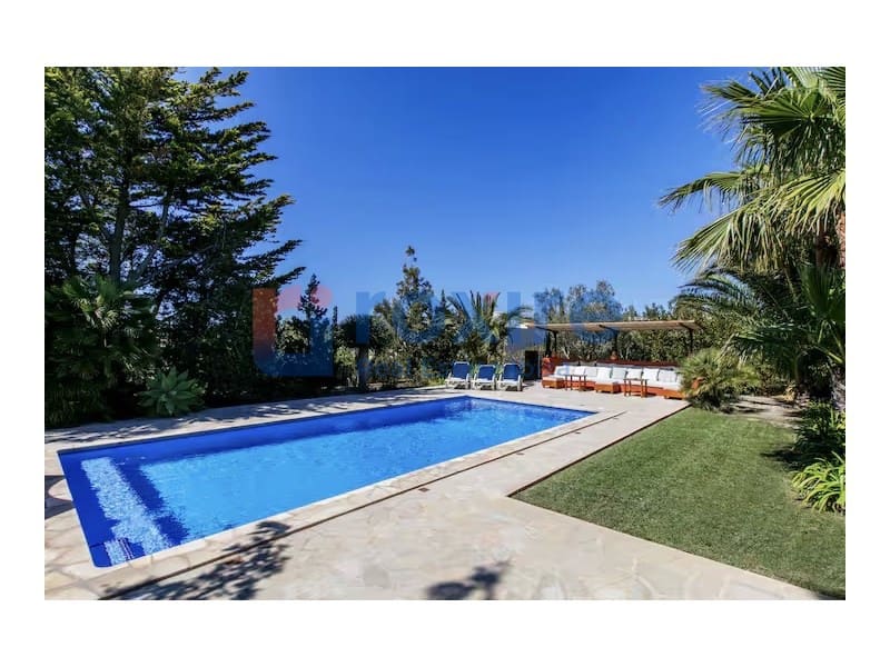 4 bedroom Villa for rent in San Jose / Sant Josep de Sa Talaia with pool garage - € 7,600 (Ref: 8986369)