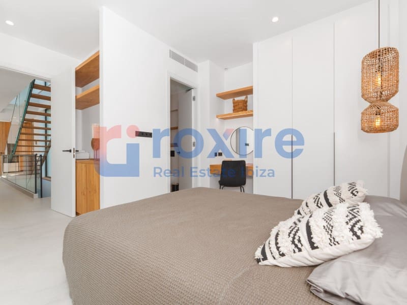 4 makuuhuone Huvila myytävänä paikassa Sant Jordi de Ses Salines mukana uima-altaan - 3 795 000 € (Ref: 9029769)