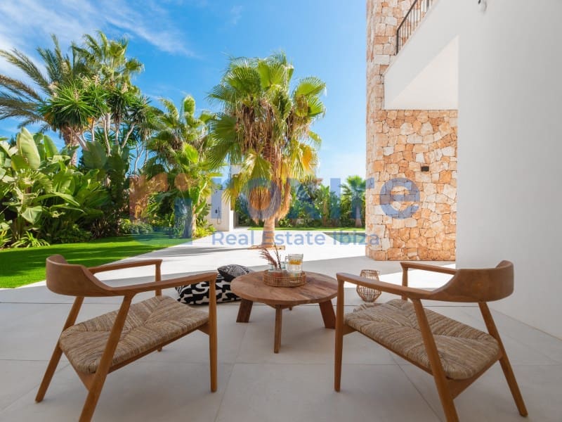 4 makuuhuone Huvila myytävänä paikassa Sant Jordi de Ses Salines mukana uima-altaan - 3 795 000 € (Ref: 9029769)