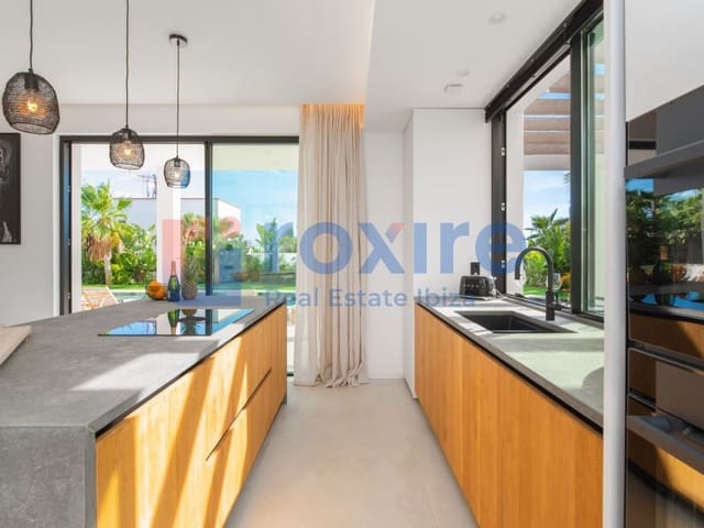 4 makuuhuone Huvila myytävänä paikassa Sant Jordi de Ses Salines, San Jose / Sant Josep de Sa Talaia mukana uima-altaan - 3 795 000 € (Ref: 9029769)