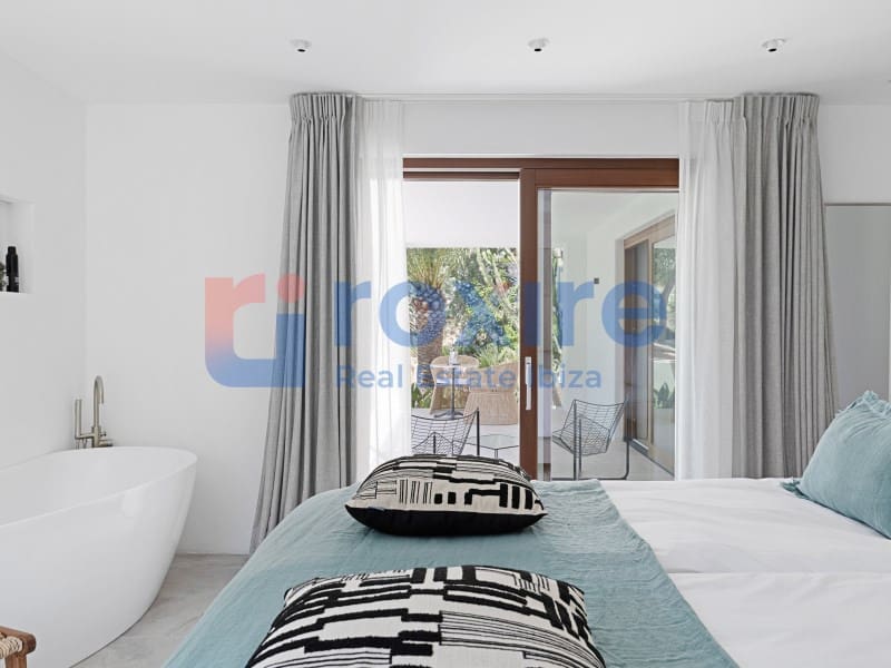 5 soverom Villa til salgs i Can Furnet med svømmebasseng garasje - € 3 700 000 (Ref: 9029770)