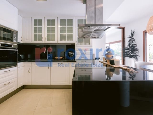 4 Zimmer Villa zu verkaufen in San Jose / Sant Josep de Sa Talaia mit Pool Garage - 2.875.000 € (Ref: 9029772)