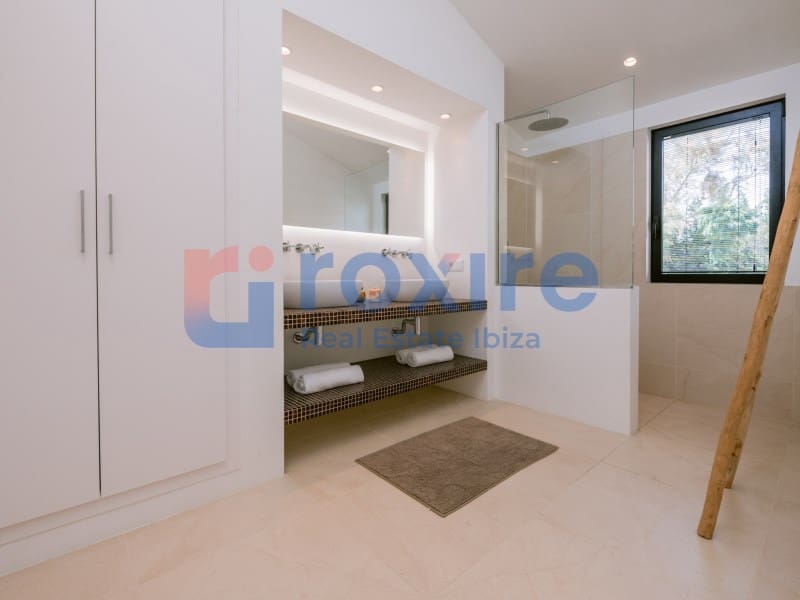 5 sovrum Villa till salu i Nuestra Senora de Jesus med pool garage - 3 295 000 € (Ref: 9029773)