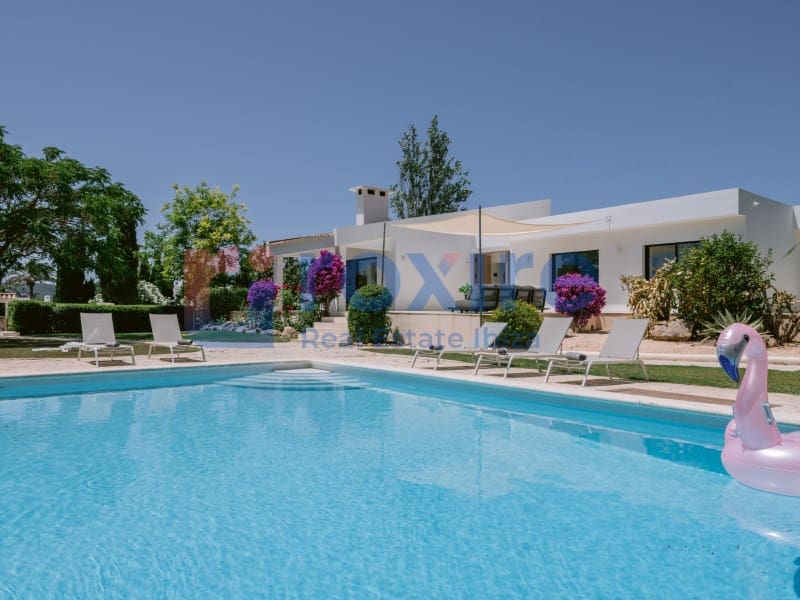 5 sovrum Villa till salu i Nuestra Senora de Jesus med pool garage - 3 295 000 € (Ref: 9029773)