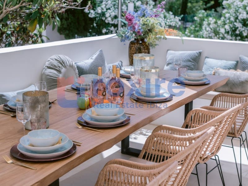 5 sovrum Villa till salu i Nuestra Senora de Jesus med pool garage - 3 295 000 € (Ref: 9029773)