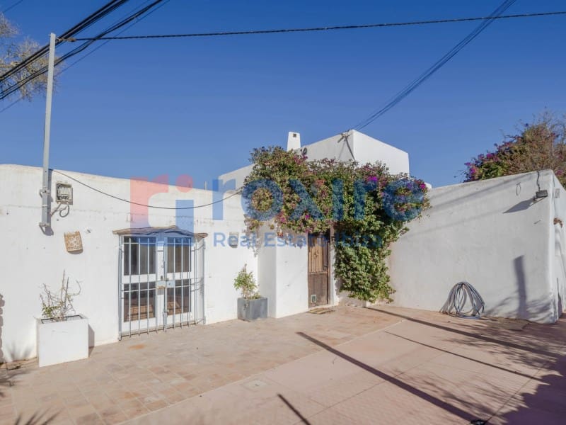 2 Zimmer Finca/Landgut zu verkaufen in Santa Gertrudis de Fruitera - 2.750.000 € (Ref: 9029783)