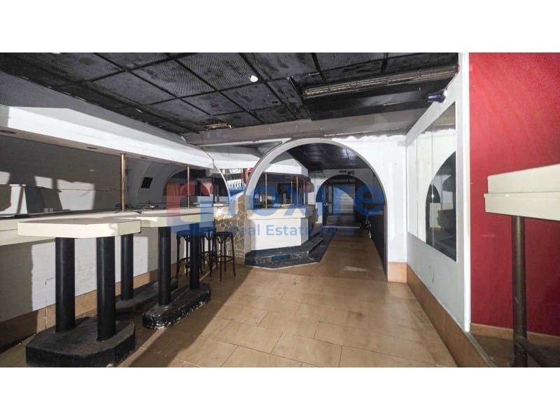 Commercial for rent in Sant Antoni de Portmany - € 1,800 (Ref: 9073671)