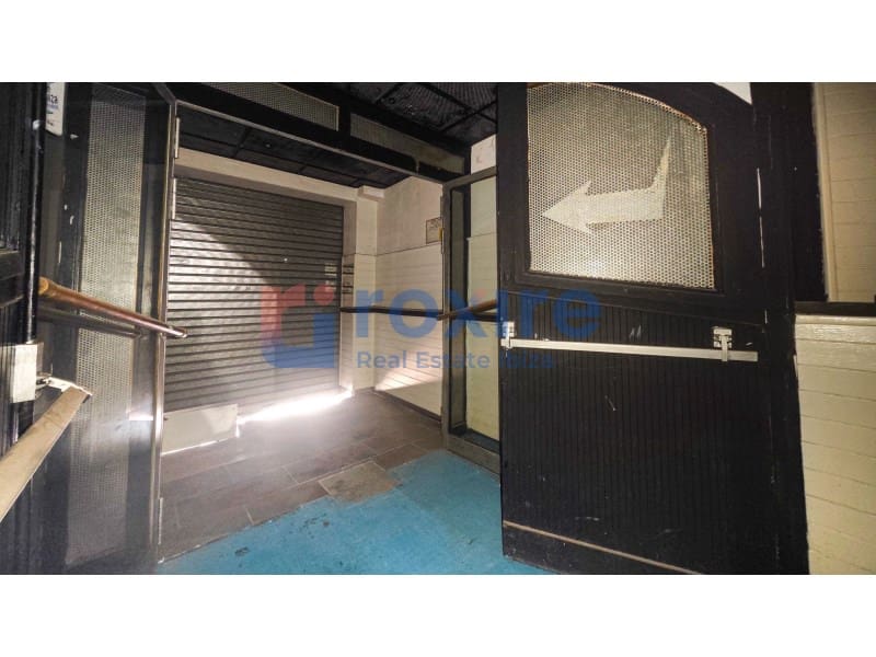 Commercial for rent in Sant Antoni de Portmany - € 1,800 (Ref: 9073671)