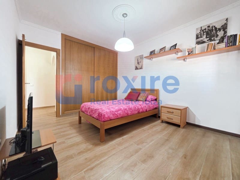 Commercial for sale in Cala d'en Bou - € 2,300,000 (Ref: 9075304)