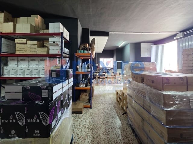 Commercieel te koop in Cala d'en Bou, San Jose / Sant Josep de Sa Talaia - € 2.300.000 (Ref: 9075304)