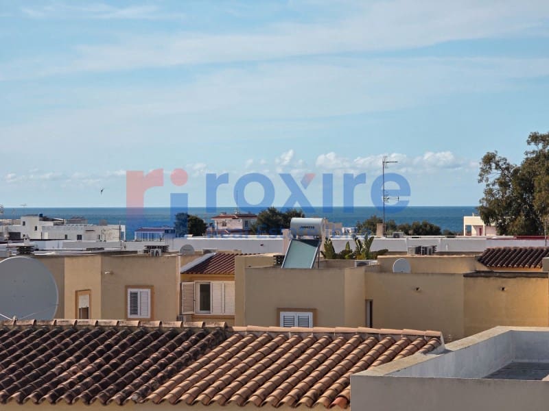 Commercial for sale in Cala d'en Bou - € 2,300,000 (Ref: 9075304)