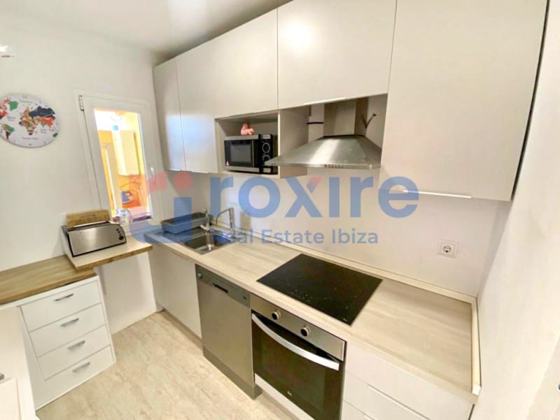 3 slaapkamer Flat te koop in Cala d'en Bou - € 499.900 (Ref: 9082596)