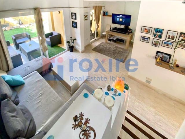 3 slaapkamer Flat te koop in Cala d'en Bou, San Jose / Sant Josep de Sa Talaia - € 499.900 (Ref: 9082596)