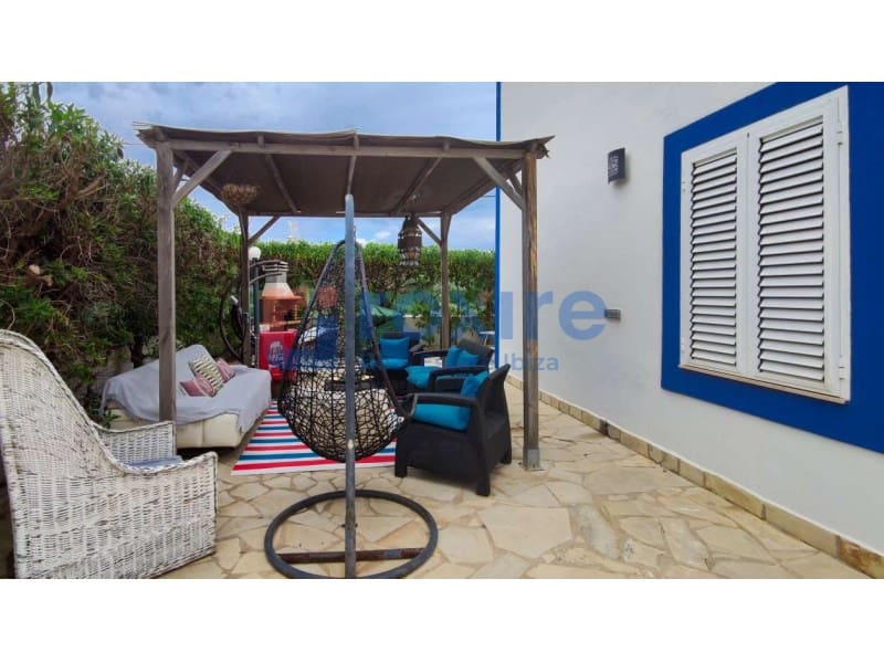 2 bedroom Townhouse for sale in Cala d'en Bou - € 790,000 (Ref: 9103439)