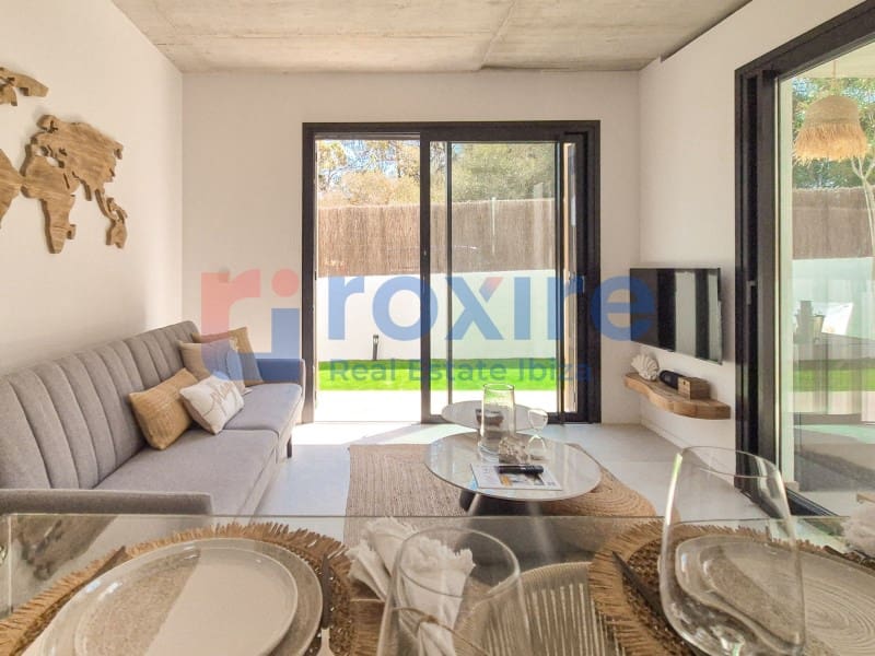 2 soveværelse Lejlighed til salg i Sant Antoni de Portmany med swimmingpool garage - € 585.000 (Ref: 9129915)