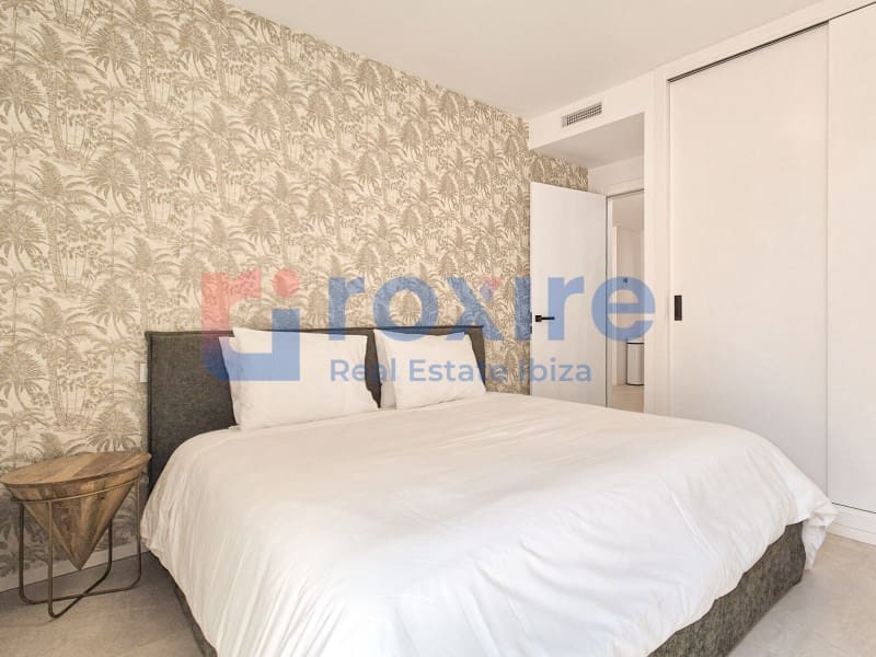 2 soveværelse Lejlighed til salg i Sant Antoni de Portmany med swimmingpool garage - € 585.000 (Ref: 9129915)