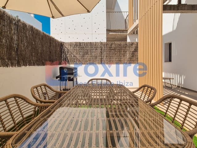 2 makuuhuone Asunto myytävänä paikassa Sant Antoni de Portmany mukana uima-altaan 
autotalli - 585 000 € (Ref: 9129915)