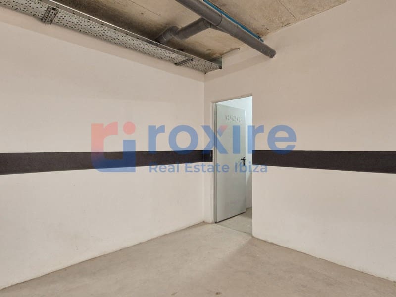 2 soveværelse Lejlighed til salg i Sant Antoni de Portmany med swimmingpool garage - € 585.000 (Ref: 9129915)