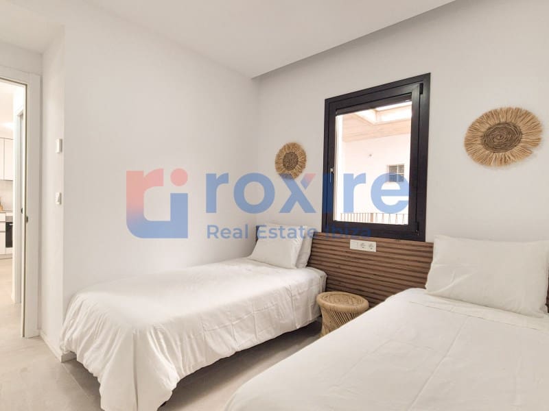 2 soveværelse Lejlighed til salg i Sant Antoni de Portmany med swimmingpool garage - € 585.000 (Ref: 9129915)