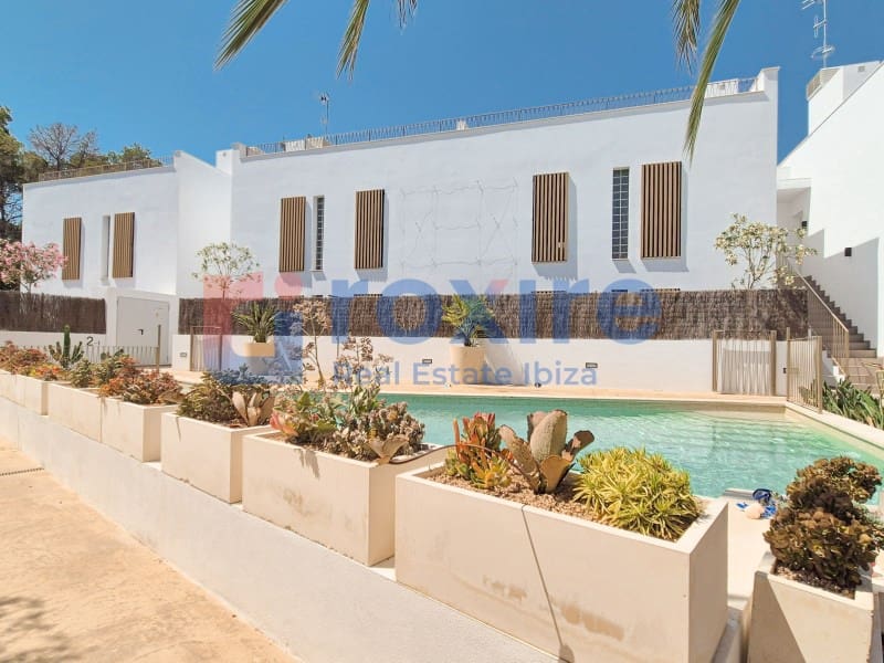 2 soveværelse Lejlighed til salg i Sant Antoni de Portmany med swimmingpool garage - € 585.000 (Ref: 9129915)