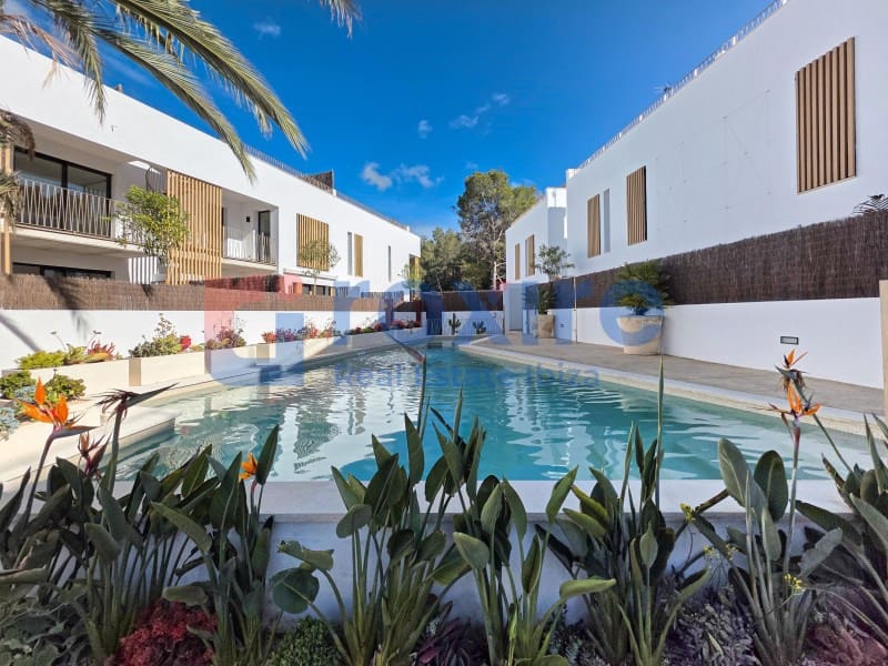 2 soveværelse Lejlighed til salg i Sant Antoni de Portmany med swimmingpool garage - € 585.000 (Ref: 9129915)