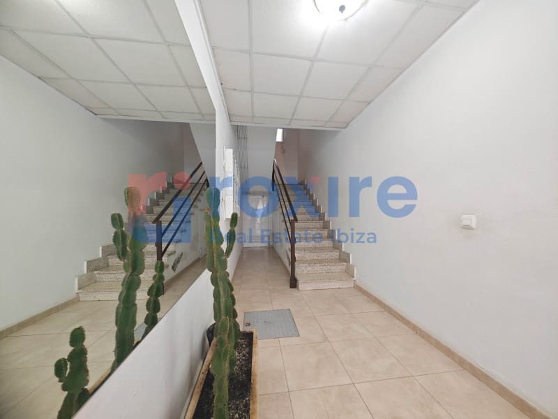 2 bedroom Apartment for sale in Ibiza / Eivissa town - € 399,900 (Ref: 9774332)