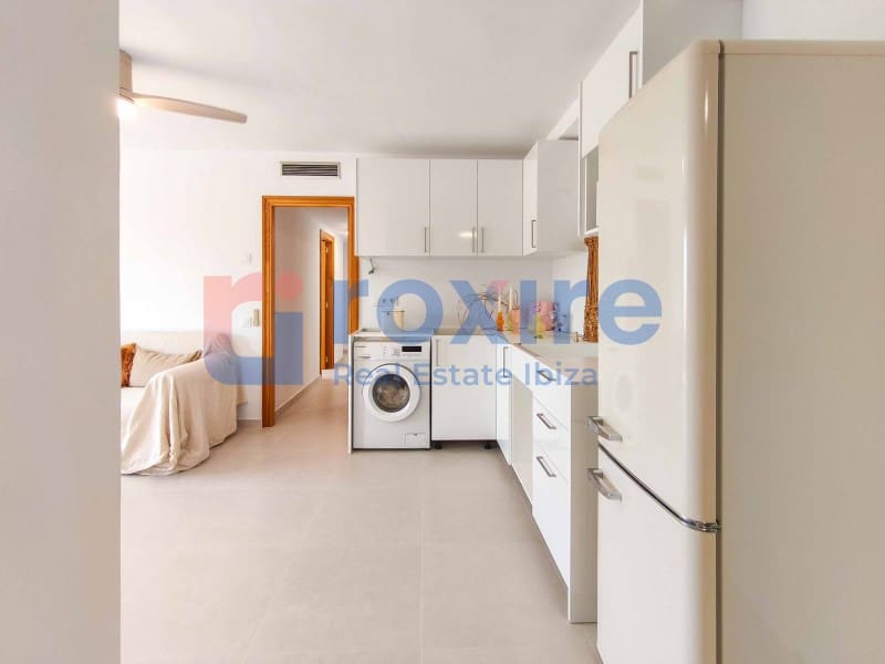 4 soveværelse Lejlighed til salg i Cala d'en Bou - € 520.000 (Ref: 9774334)