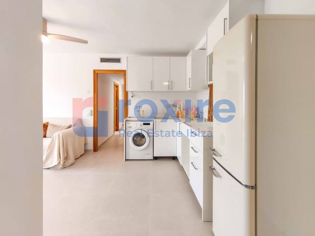 4 soveværelse Lejlighed til salg i Cala d'en Bou, San Jose / Sant Josep de Sa Talaia - € 520.000 (Ref: 9774334)