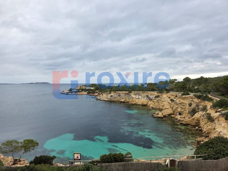 2 bedroom Flat for sale in Sant Antoni de Portmany - € 385,000 (Ref: 9774336)