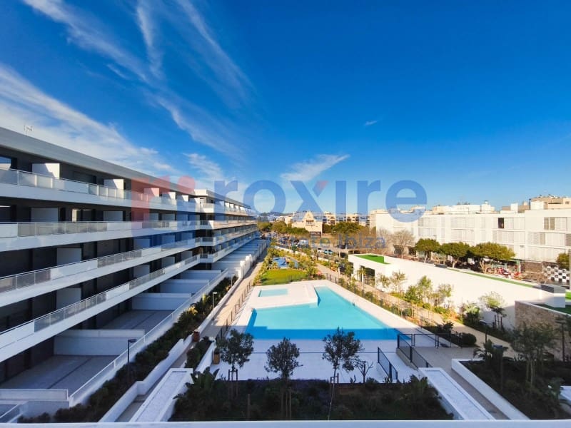 3 soverom Leilighet til leie i Ibiza by med svømmebasseng garasje - € 5 000 (Ref: 9774337)