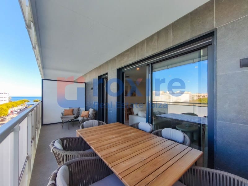 3 soverom Leilighet til leie i Ibiza by med svømmebasseng garasje - € 5 000 (Ref: 9774337)