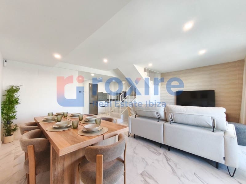 3 soverom Leilighet til leie i Ibiza by med svømmebasseng garasje - € 5 000 (Ref: 9774337)