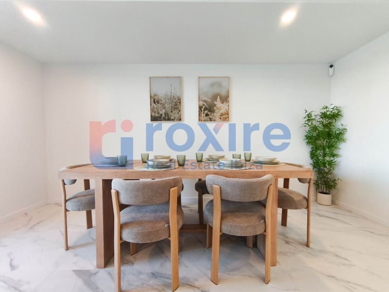 3 soverom Leilighet til leie i Ibiza by med svømmebasseng garasje - € 5 000 (Ref: 9774337)