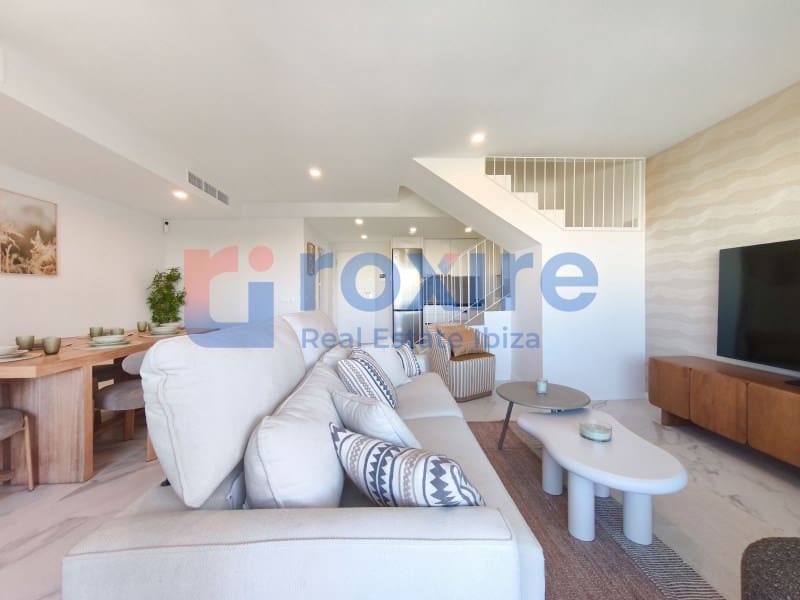 3 soverom Leilighet til leie i Ibiza by med svømmebasseng garasje - € 5 000 (Ref: 9774337)