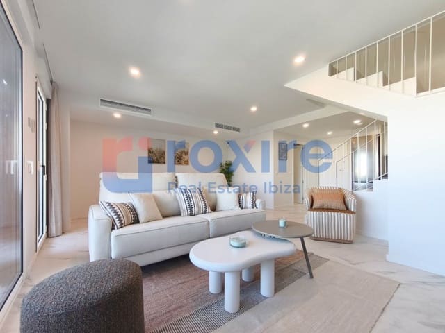 3 soverom Leilighet til leie i Ibiza by med svømmebasseng garasje - € 5 000 (Ref: 9774337)