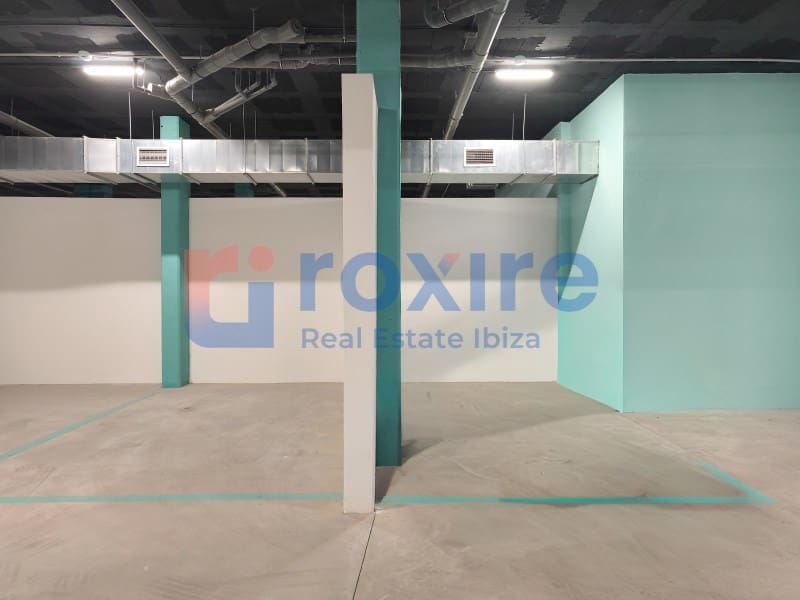 3 soverom Leilighet til leie i Ibiza by med svømmebasseng garasje - € 5 000 (Ref: 9774337)