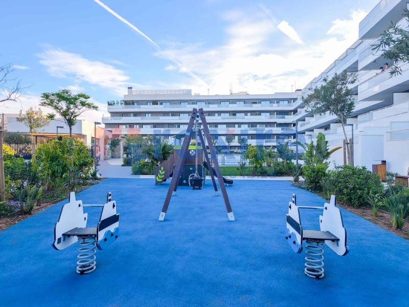 3 soverom Leilighet til leie i Ibiza by med svømmebasseng garasje - € 5 000 (Ref: 9774337)