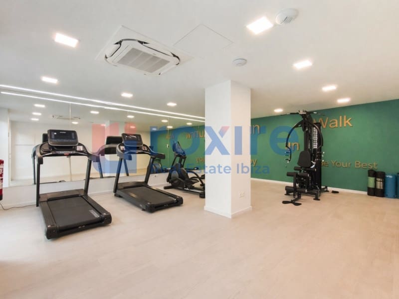 3 soverom Leilighet til leie i Ibiza by med svømmebasseng garasje - € 5 000 (Ref: 9774337)