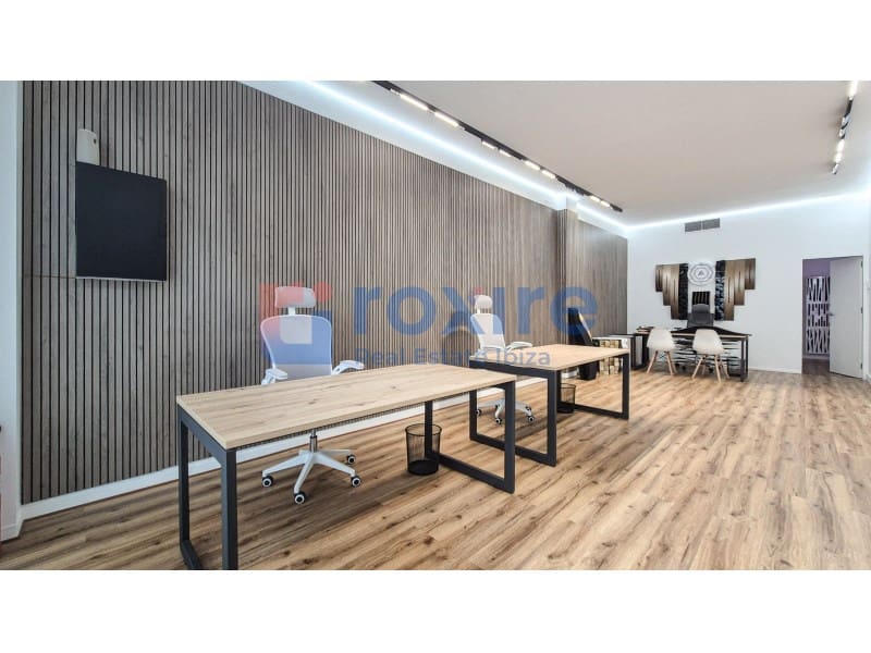 Office for rent in Sant Antoni de Portmany - € 550 (Ref: 9774338)