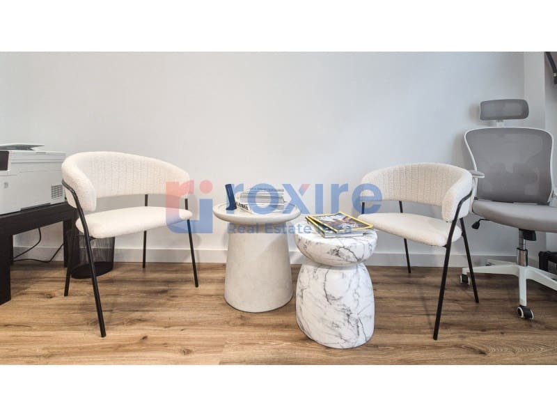 Office for rent in Sant Antoni de Portmany - € 550 (Ref: 9774338)