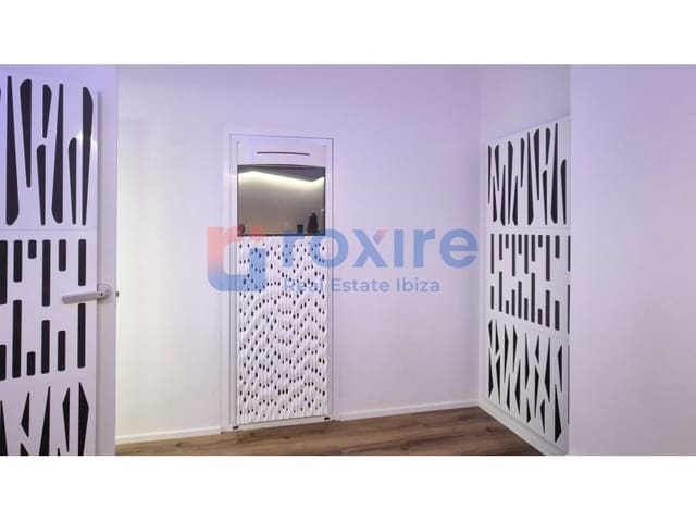 Toimisto vuokrattavana paikassa Sant Antoni de Portmany - 550 € (Ref: 9774338)