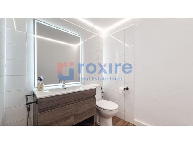 Toimisto vuokrattavana paikassa Sant Antoni de Portmany - 550 € (Ref: 9774338)