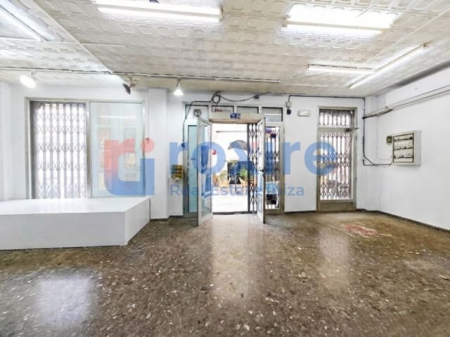 Kaupallinen vuokrattavana paikassa Sant Antoni de Portmany - 1 500 € (Ref: 9774339)