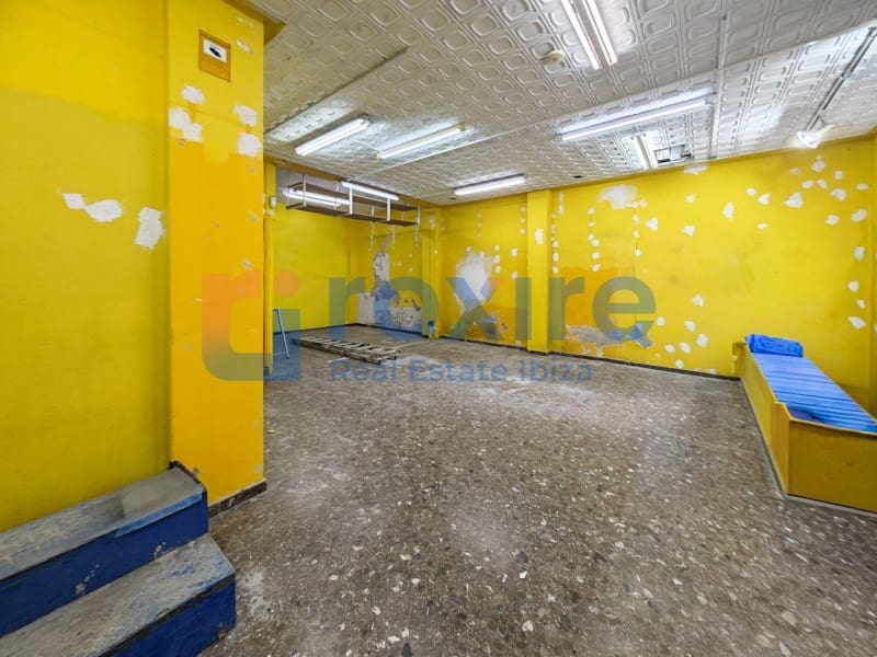 Commercial for rent in Sant Antoni de Portmany - € 1,500 (Ref: 9774339)